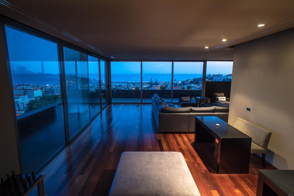 Arts In Penthouse Apartments Til Sol Funchal  Exteriör bild
