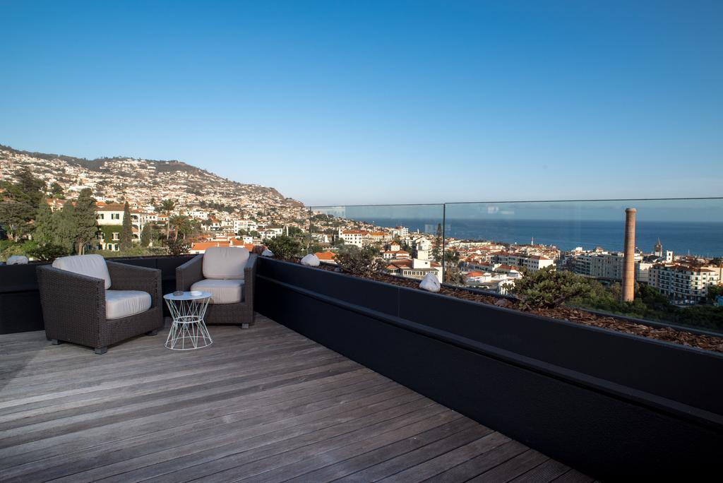 Arts In Penthouse Apartments Til Sol Funchal  Exteriör bild